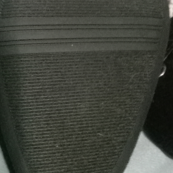 Simply Vera Wang pumps - Picture 5 of 6